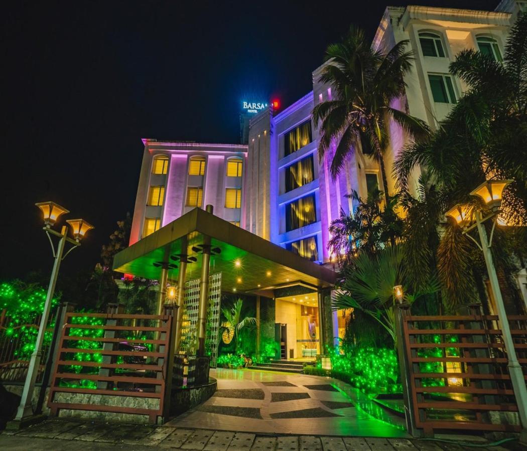 Barsana Hotel & Resort Siliguri Luaran gambar