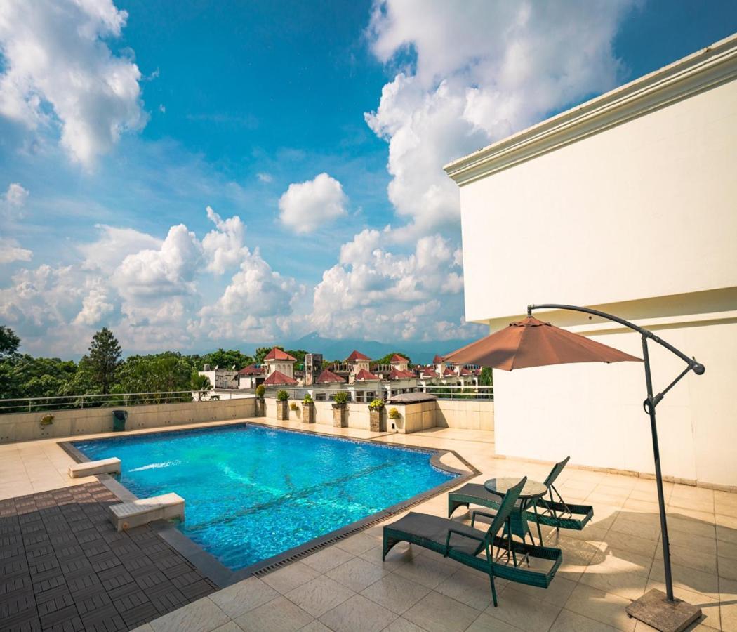 Barsana Hotel & Resort Siliguri Luaran gambar