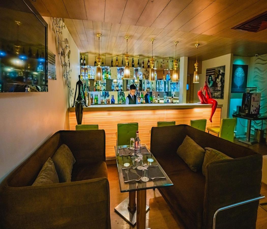 Barsana Hotel & Resort Siliguri Luaran gambar