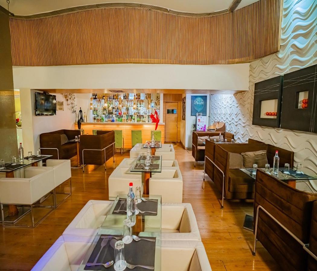 Barsana Hotel & Resort Siliguri Luaran gambar