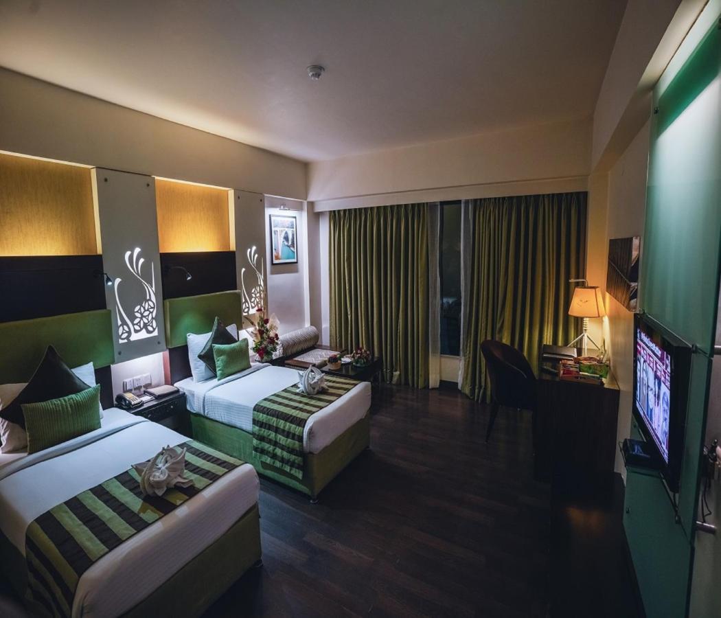 Barsana Hotel & Resort Siliguri Luaran gambar