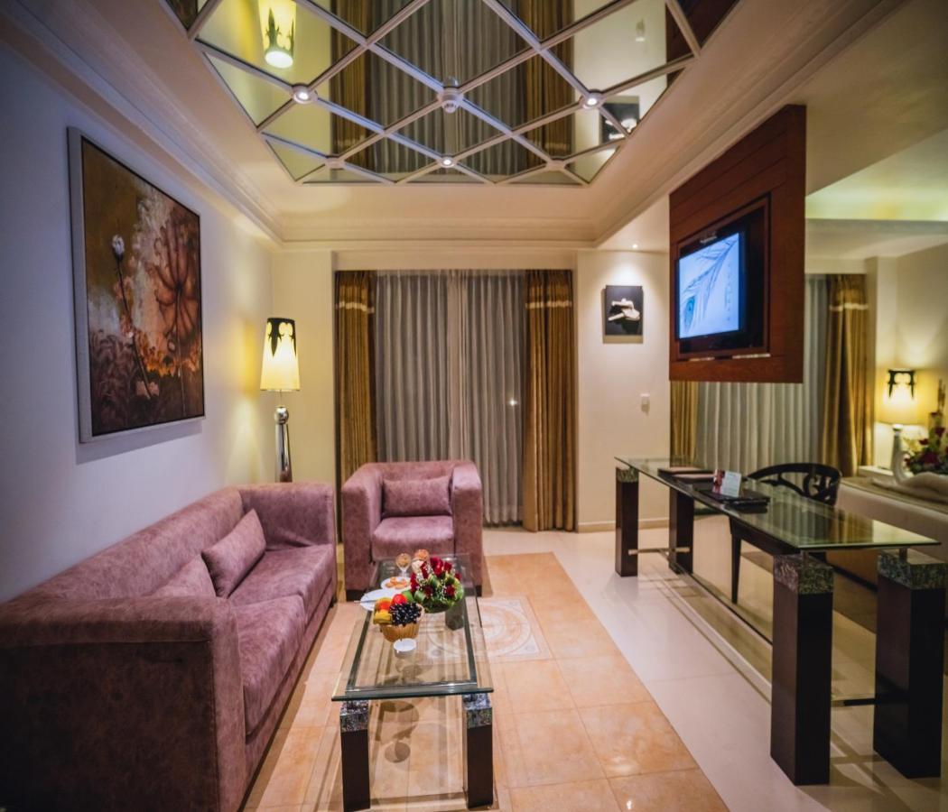 Barsana Hotel & Resort Siliguri Luaran gambar
