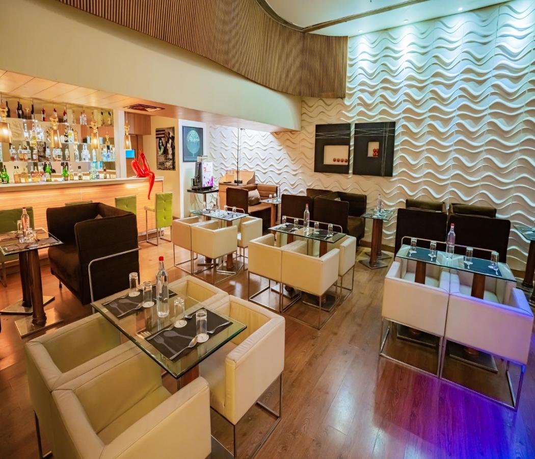 Barsana Hotel & Resort Siliguri Luaran gambar