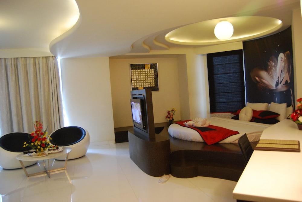 Barsana Hotel & Resort Siliguri Luaran gambar