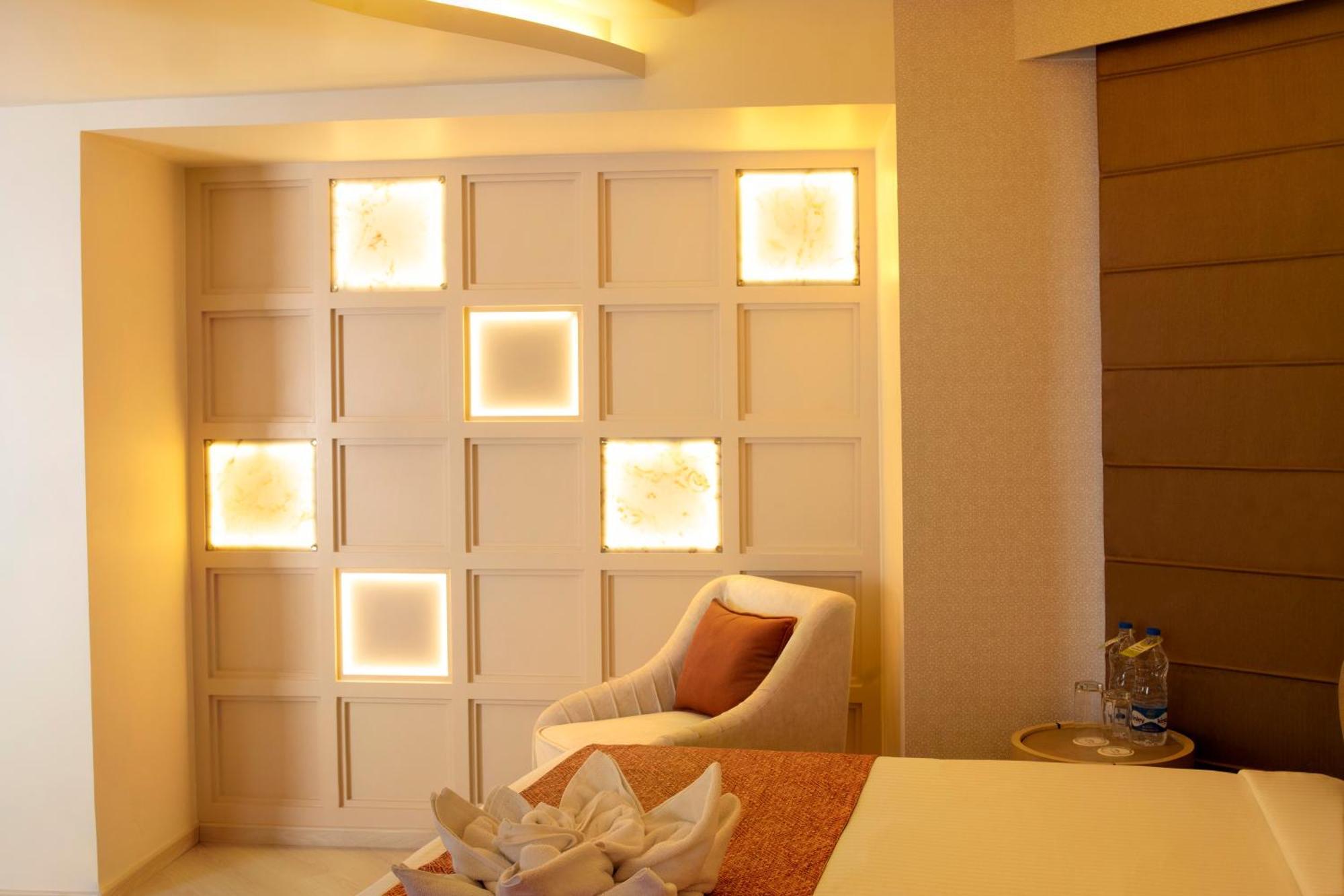 Barsana Hotel & Resort Siliguri Luaran gambar